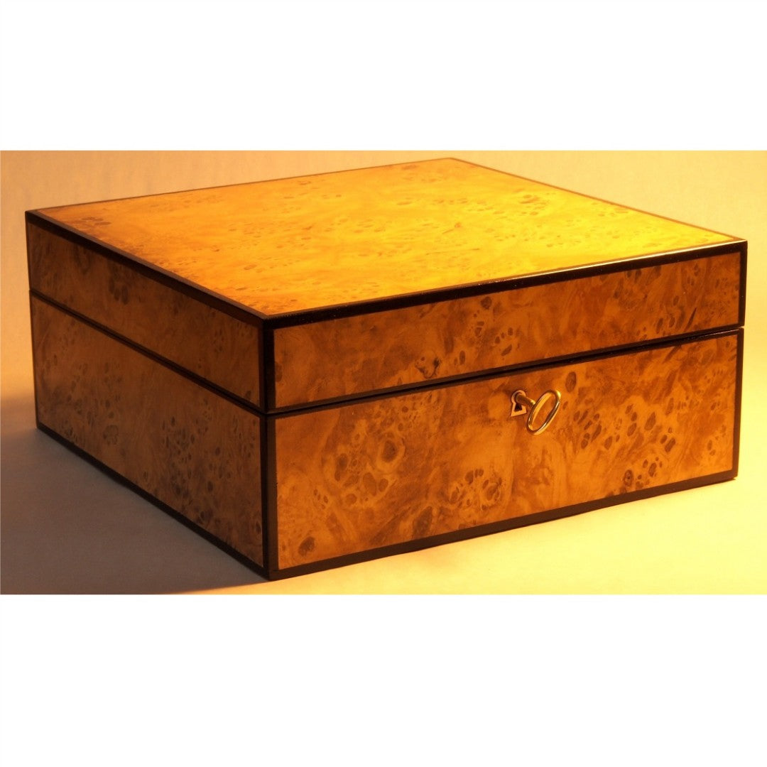 Fine Woodworking: Exquisite hinged-lid box with Pierre Rousseau | September 27, 2023 - October 1, 2023